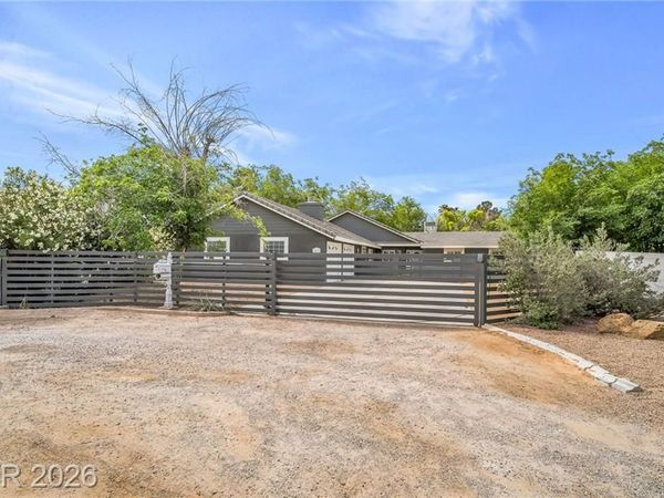 6675 Five Pennies Circle , Las Vegas, NV 89120