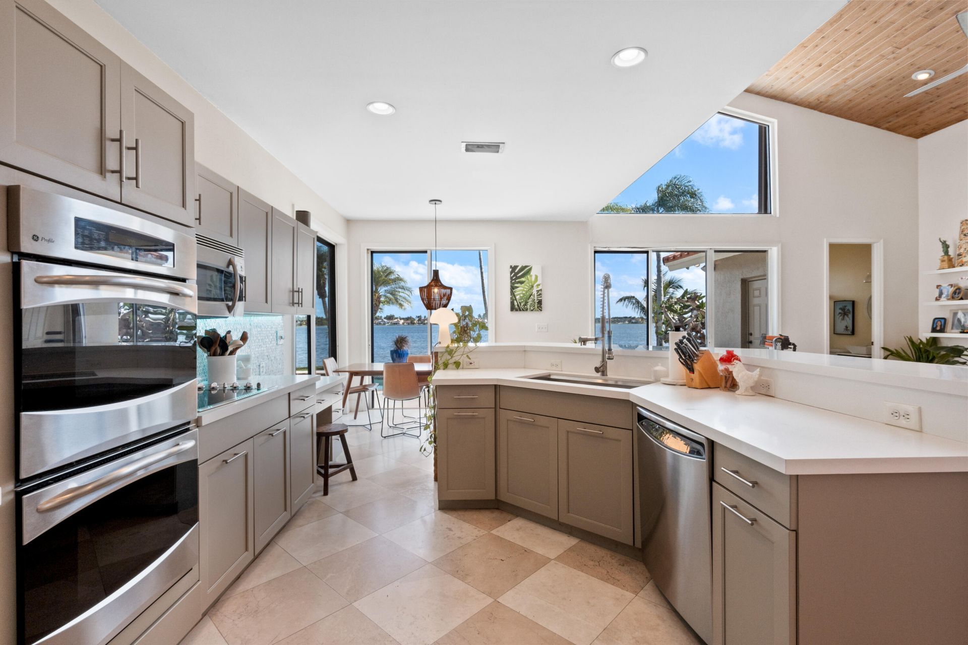 18142 NW 15th Court, Pembroke Pines, FL 33029 Photo