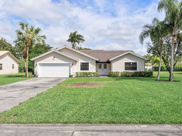 11461 NW 39th Street, Coral Springs, FL 33065