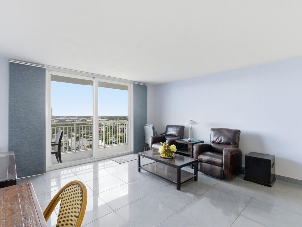 427 Golden Isles Drive, Unit Apt 16a, Hallandale Beach, FL 33009 Photo