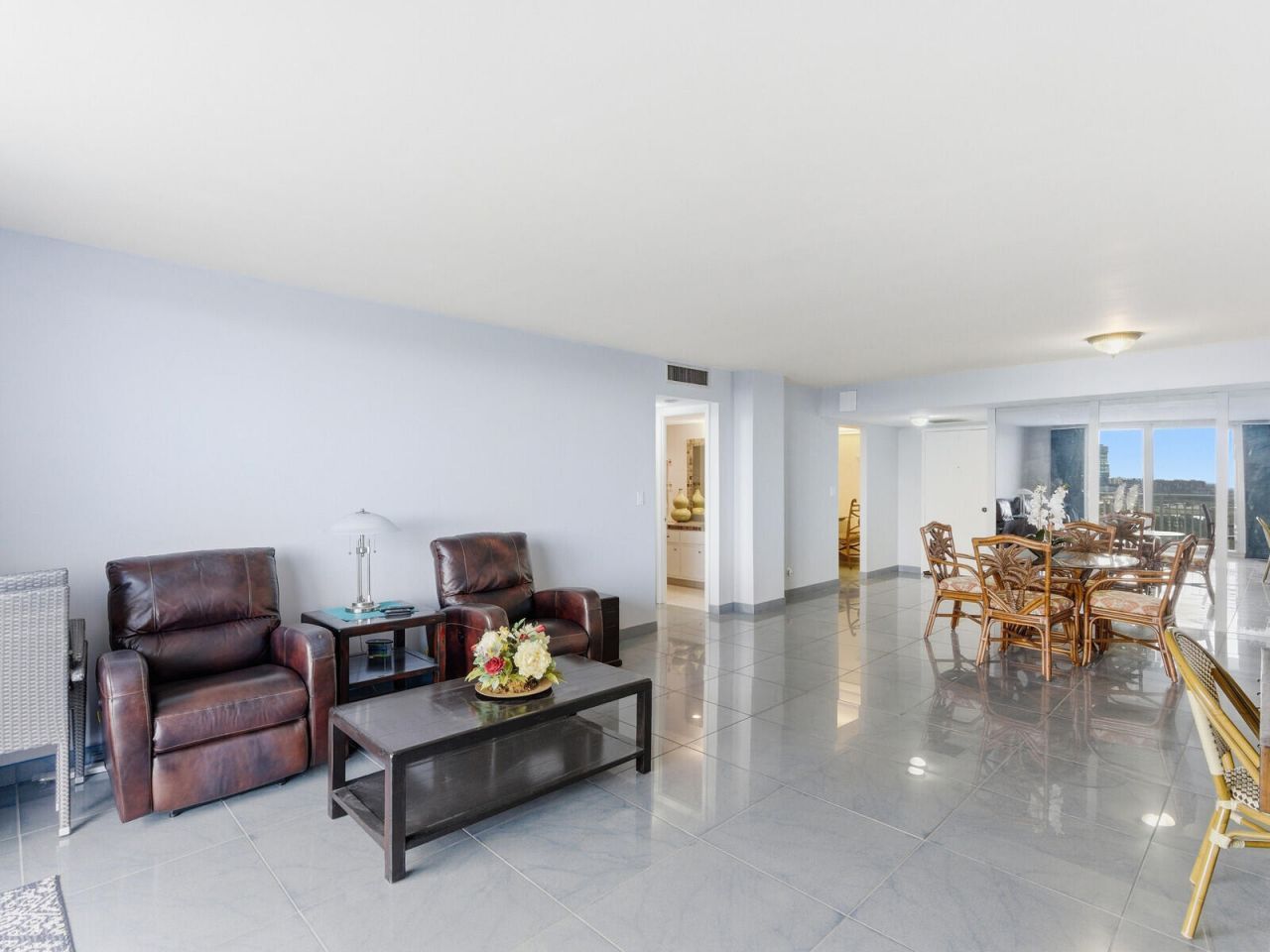 427 Golden Isles Drive, Unit Apt 16a, Hallandale Beach, FL 33009 Photo