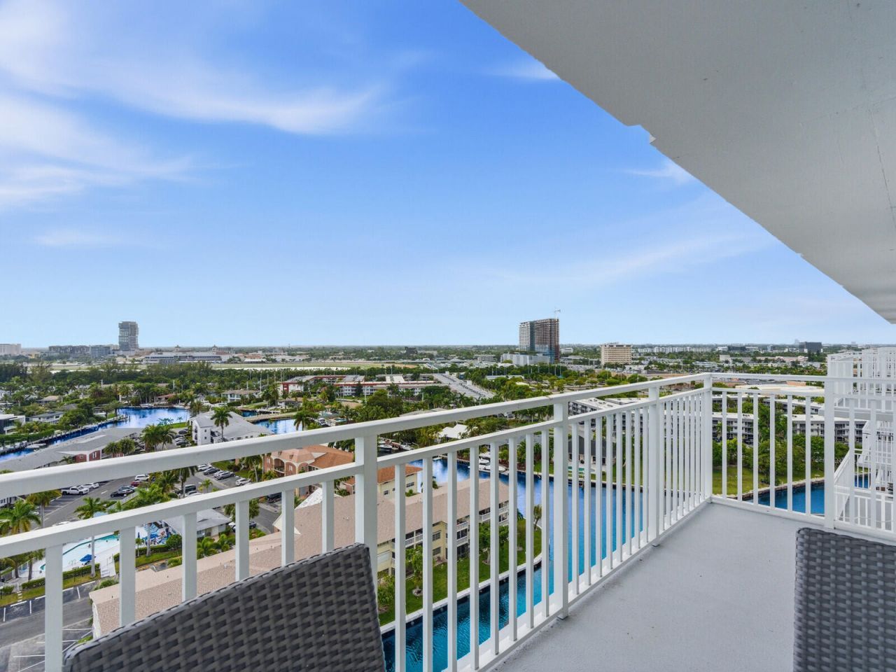 427 Golden Isles Drive, Unit Apt 16a, Hallandale Beach, FL 33009 Photo