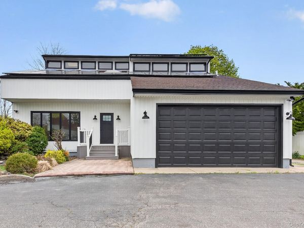 611 Deer Park Avenue, Babylon, NY 11702