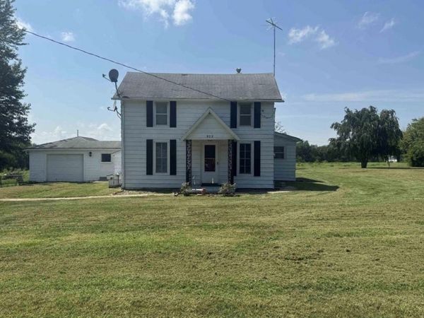 302 Coeburg Street , Rio, IL 61472