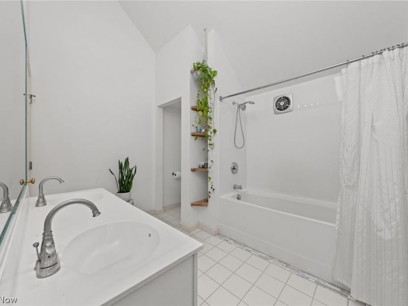 1830 W 50th Street, Cleveland, OH 44102 Photo 24