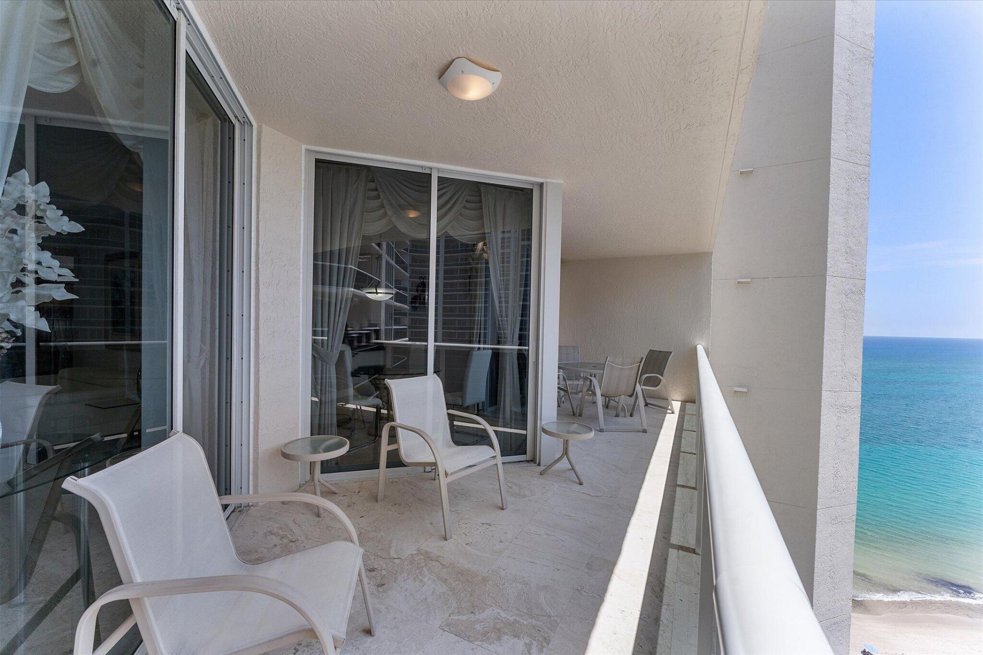 3200 N Ocean Boulevard, Unit 2106, Fort Lauderdale, FL 33308 Photo