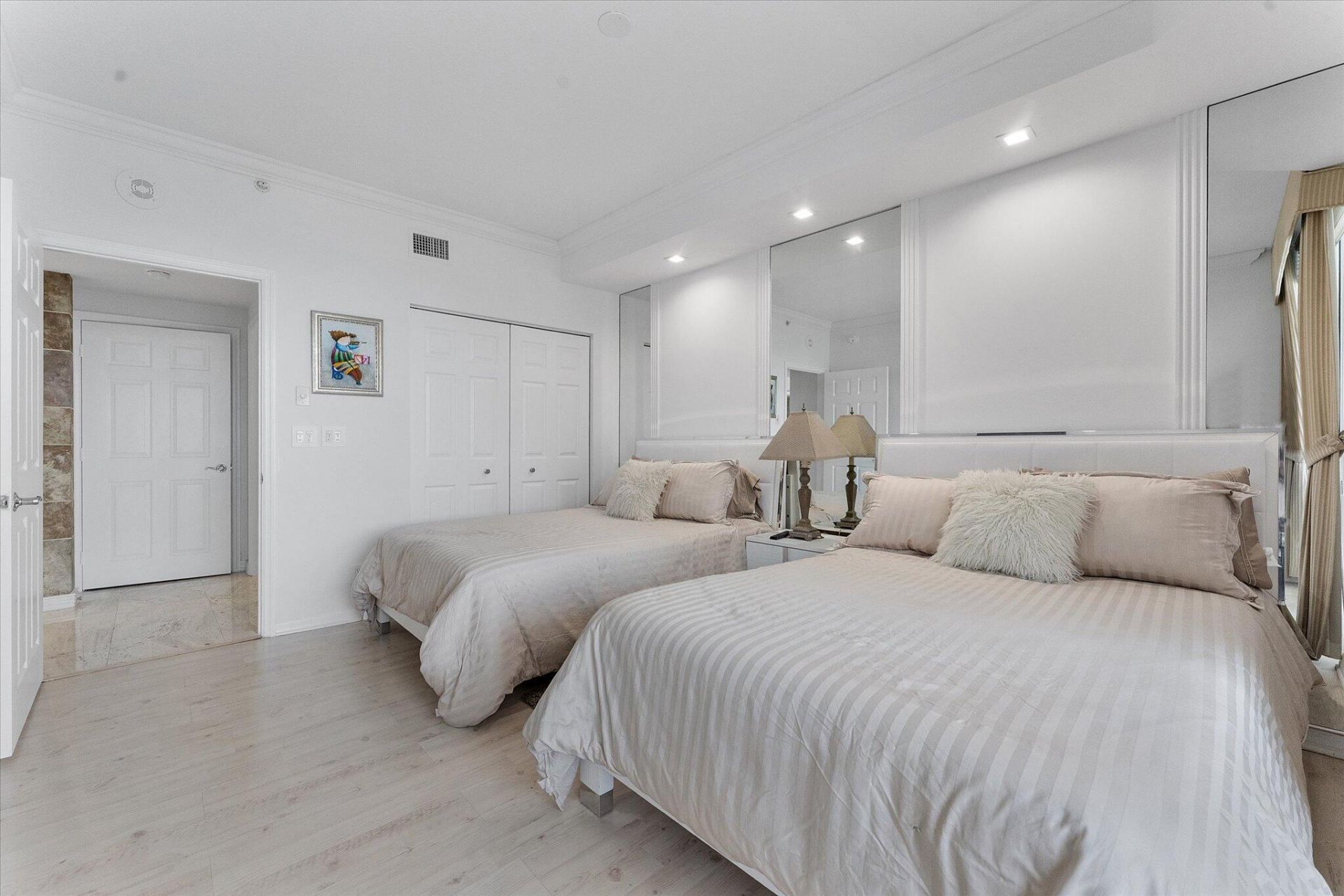 3200 N Ocean Boulevard, Unit 2106, Fort Lauderdale, FL 33308 Photo