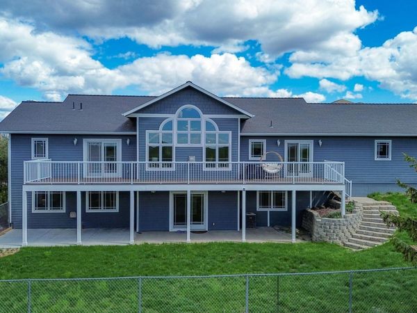 1145 SW Sunnyside Dr., Pullman, WA 99163