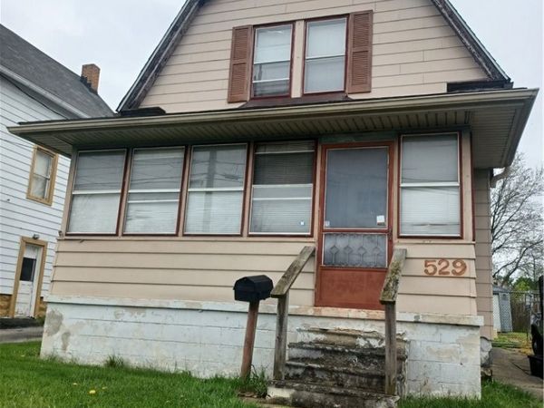 529 Dickson Street , Youngstown, OH 44502