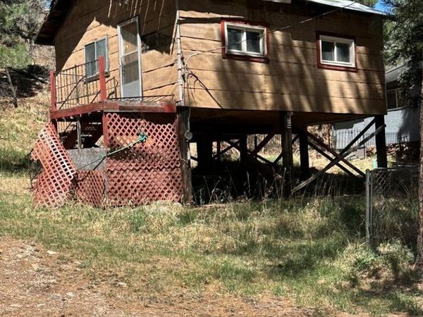 9087 S Pine Dr, Beulah, CO 81023