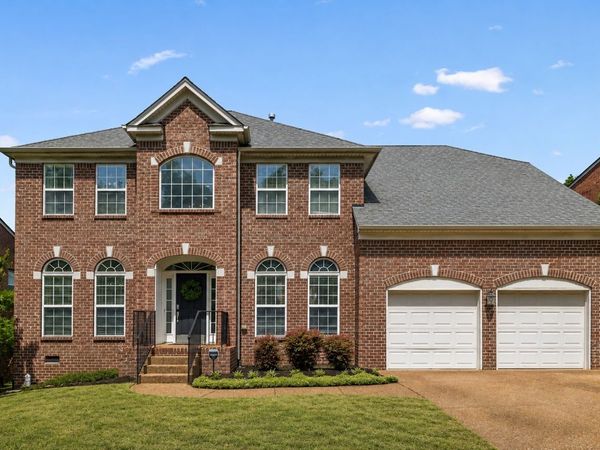 1009 Stone Ridge Dr, Nashville, TN 37211