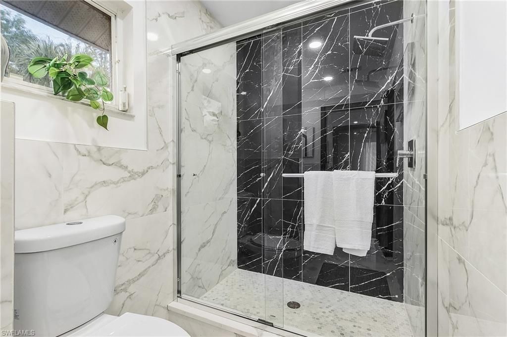 620 Luisa Ct, Unit 803, Naples, FL 34104 Photo