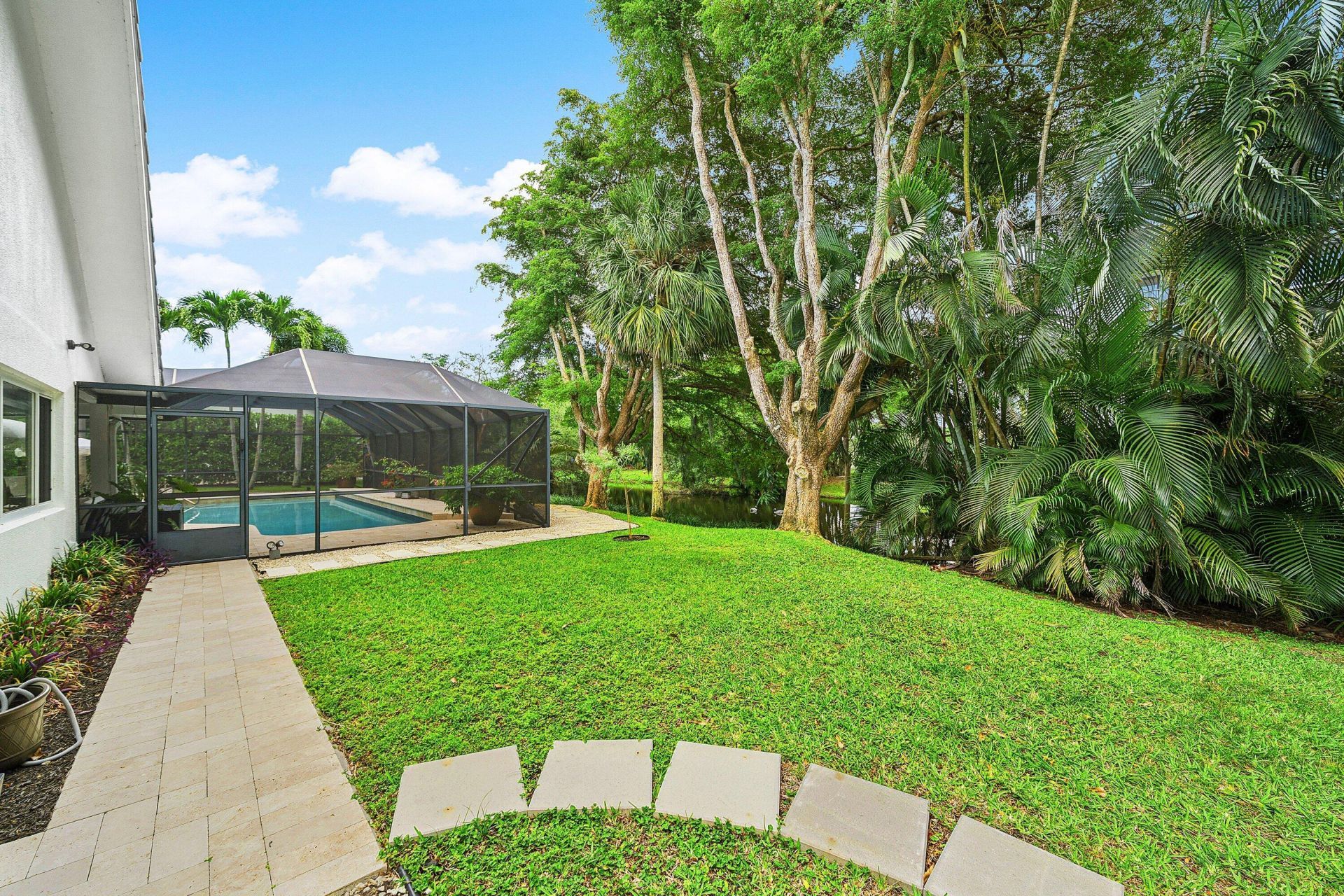 3030 Canterbury Drive, Boca Raton, FL 33434 Photo