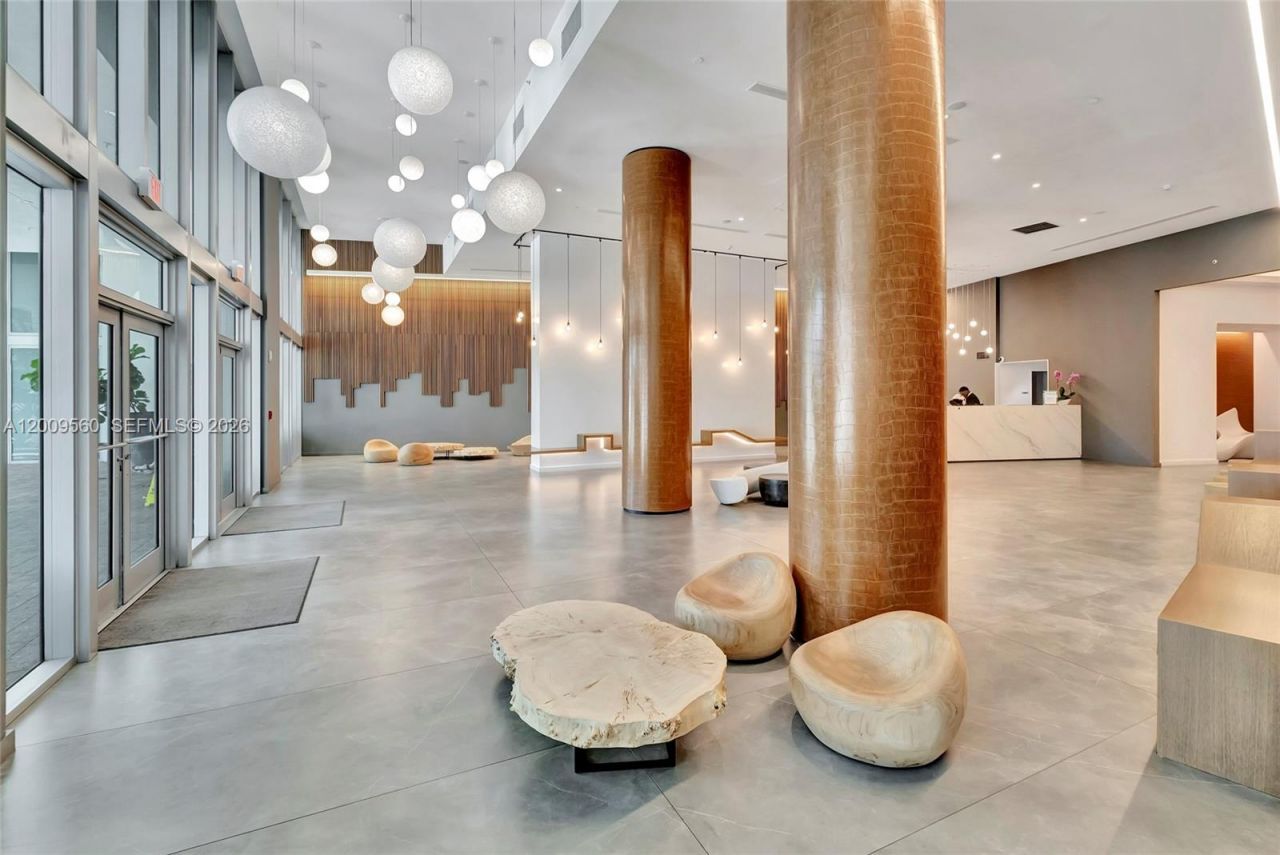 350 S Miami Ave , Unit 1703, Miami, FL 33130 Photo