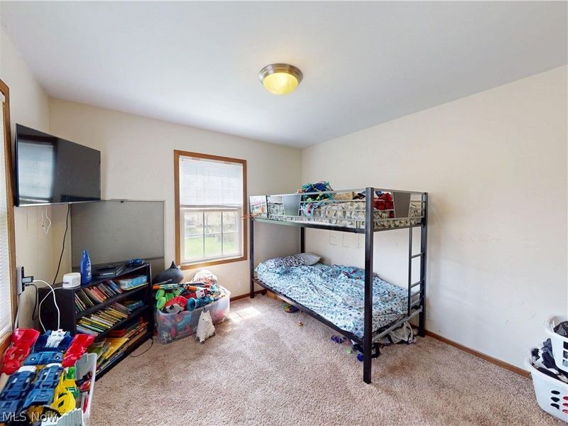 8110 Platt Avenue, Cleveland, OH 44104 Photo 17