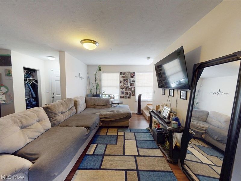 8110 Platt Avenue, Cleveland, OH 44104 Photo 5