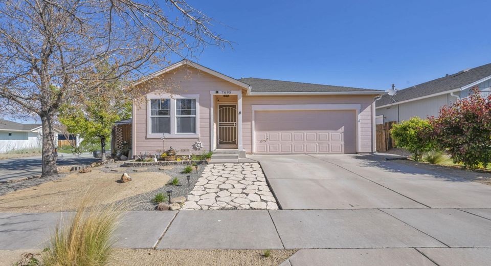 7695 Bichon Street, Reno, NV 89506 Photo