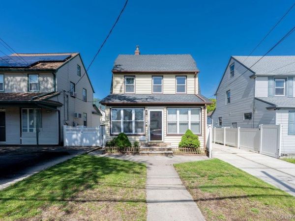 89-67 218th Place , Queens Village, NY 11427