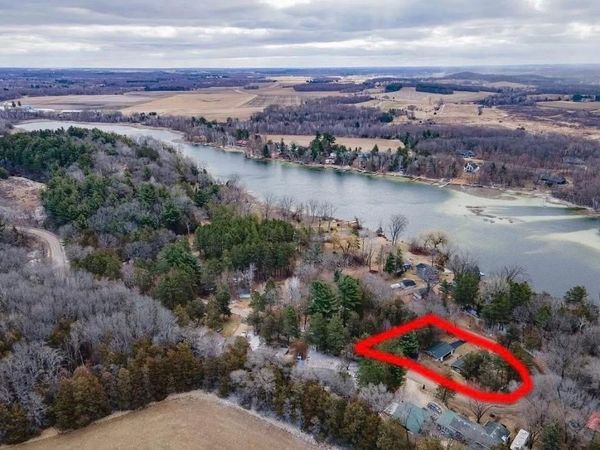 W5640 Cedar Trail, Neshkoro, WI 54960