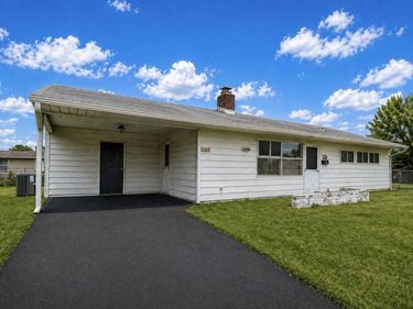 188 FARMBROOK DRIVE, LEVITTOWN, PA 19055