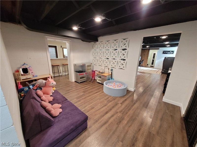 751 Woodstock Road, Akron, OH 44312 Photo 24