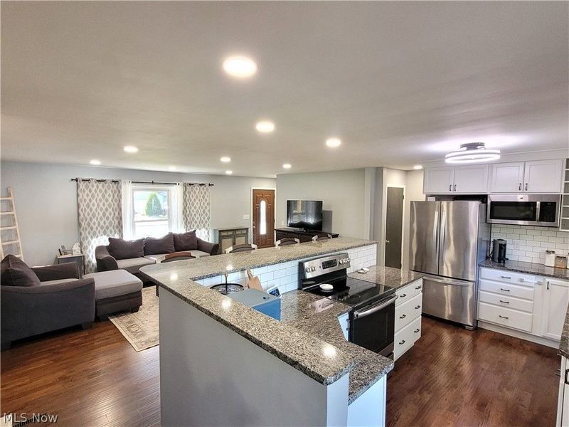 751 Woodstock Road, Akron, OH 44312 Photo 5