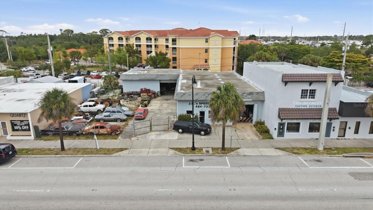 629 E Venice Avenue , Venice, FL 34285 Photo