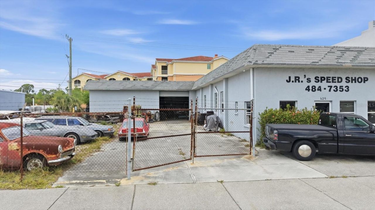 629 E Venice Avenue , Venice, FL 34285 Photo