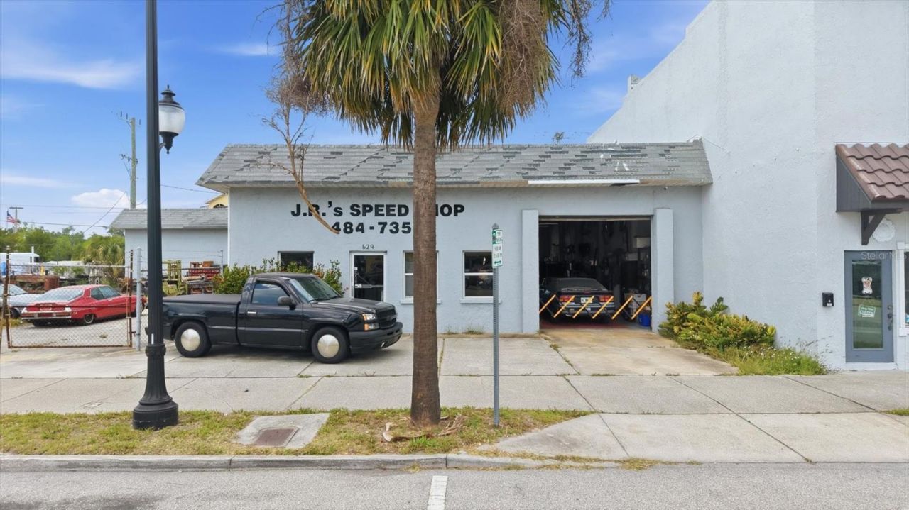 629 E Venice Avenue , Venice, FL 34285 Photo