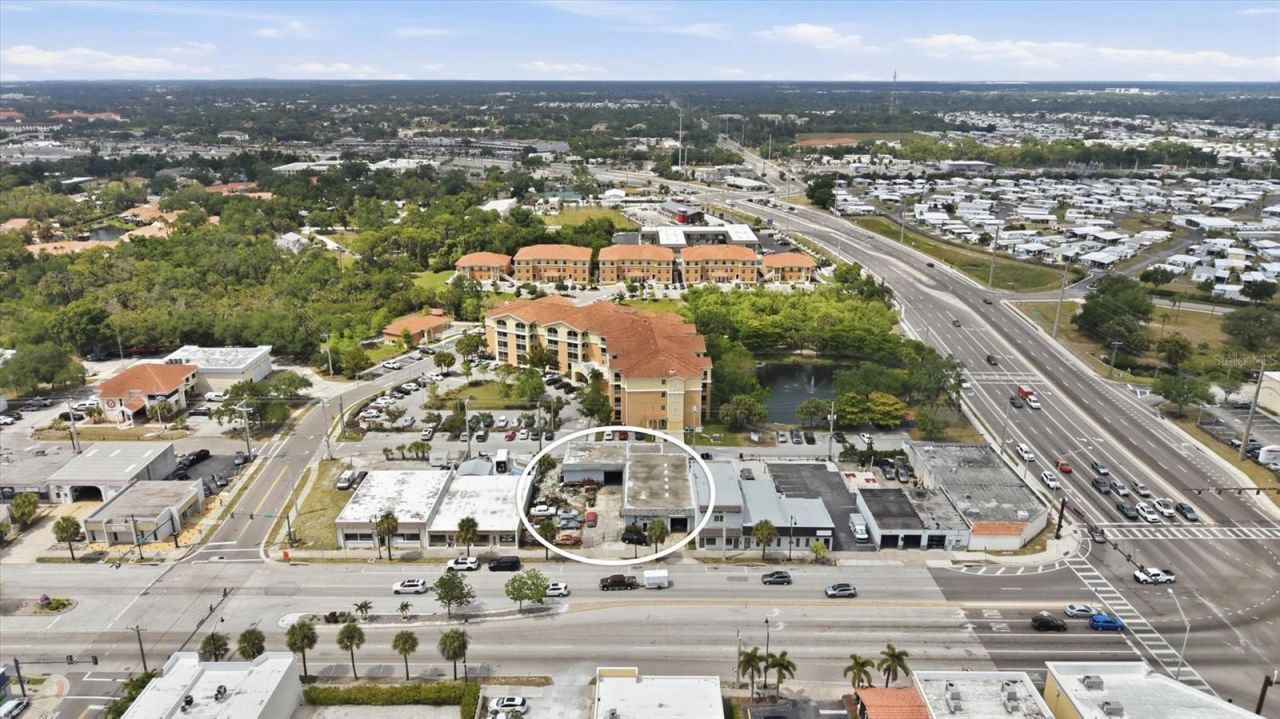 629 E Venice Avenue , Venice, FL 34285 Photo