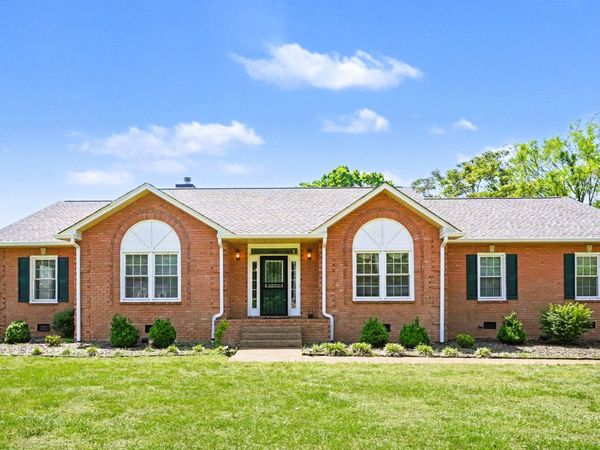 1018 Fox Hill Rd , Ashland City, TN 37015