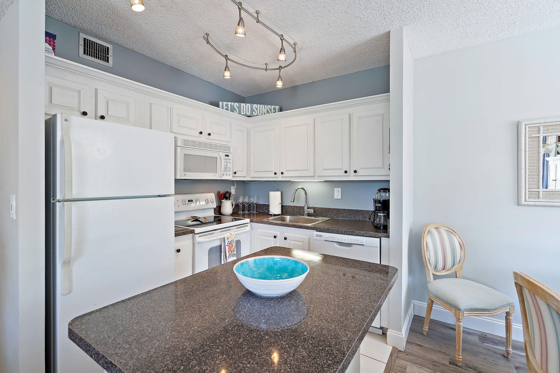 353 S Us Hwy 1, Unit A8, Jupiter, FL 33477 Photo
