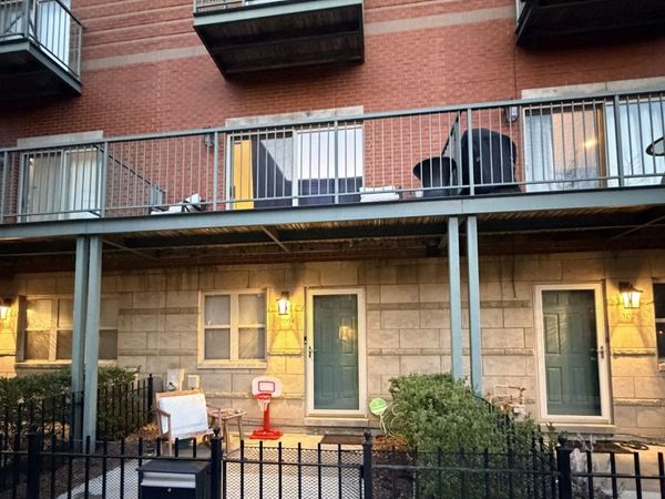 4530 S Woodlawn Avenue , Unit 1004, Chicago, IL 60653