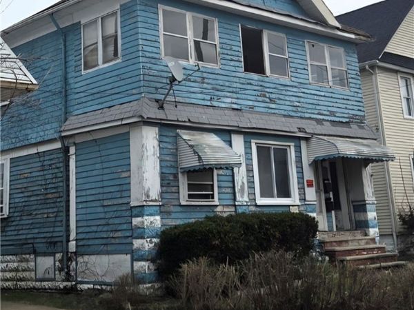 1749 Alcoy Road, Cleveland, OH 44112