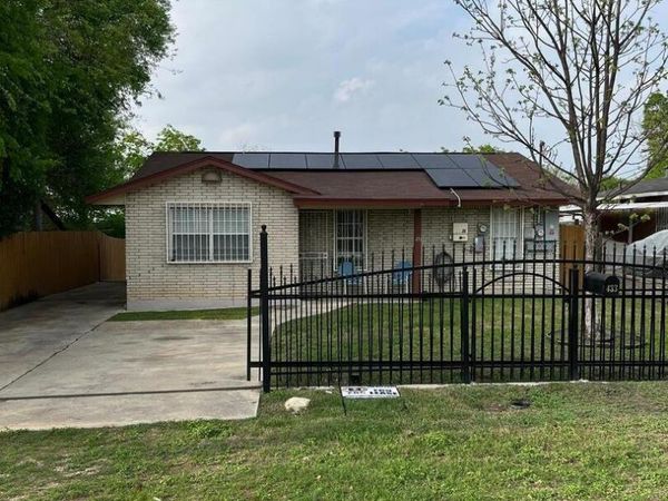 433 Dora St, San Antonio, TX 78212