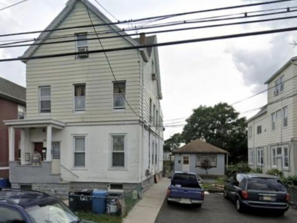 121 Manchester Ave, Paterson, NJ 07502