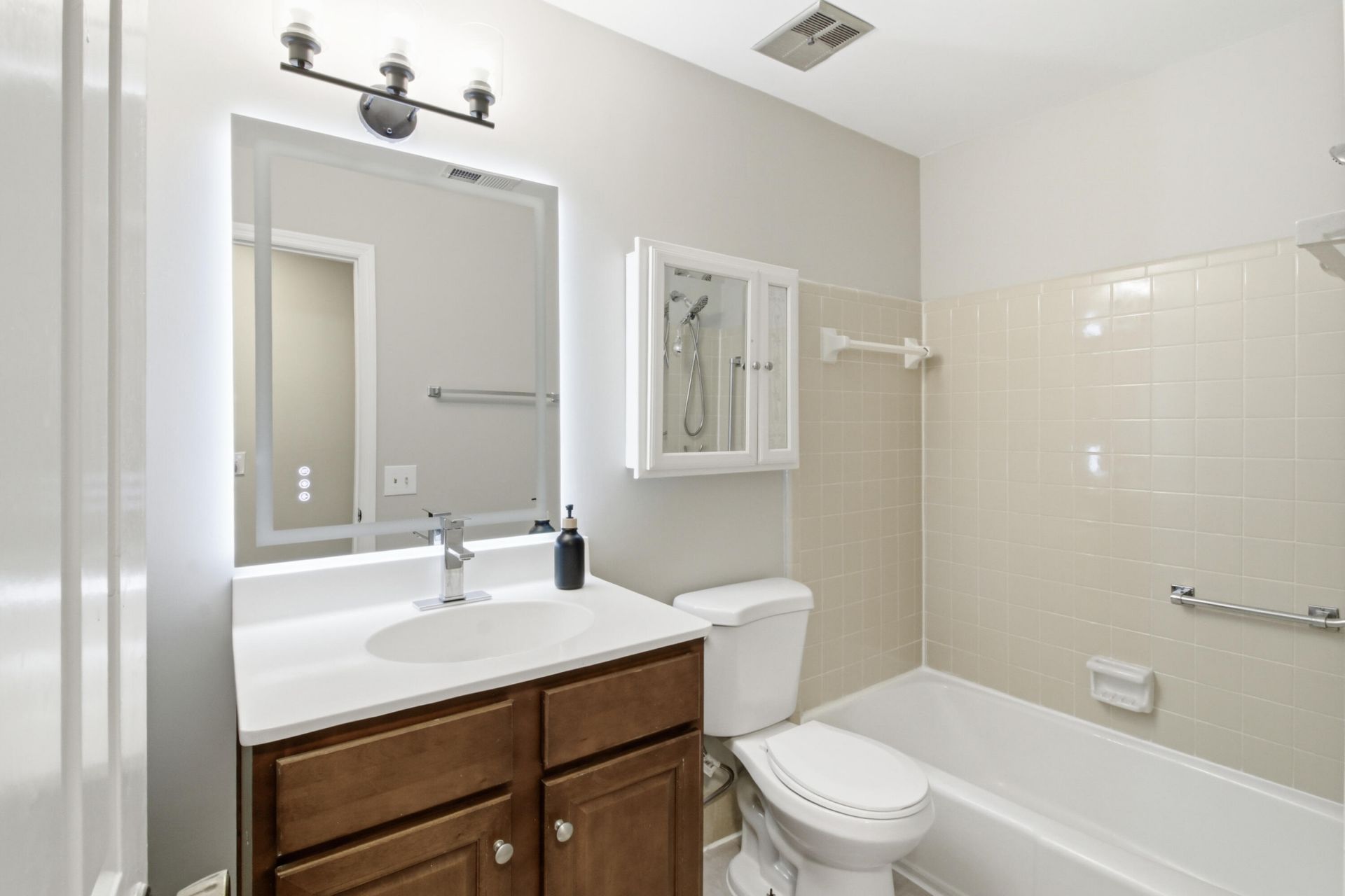 8110 Dearborne Road Photo 22