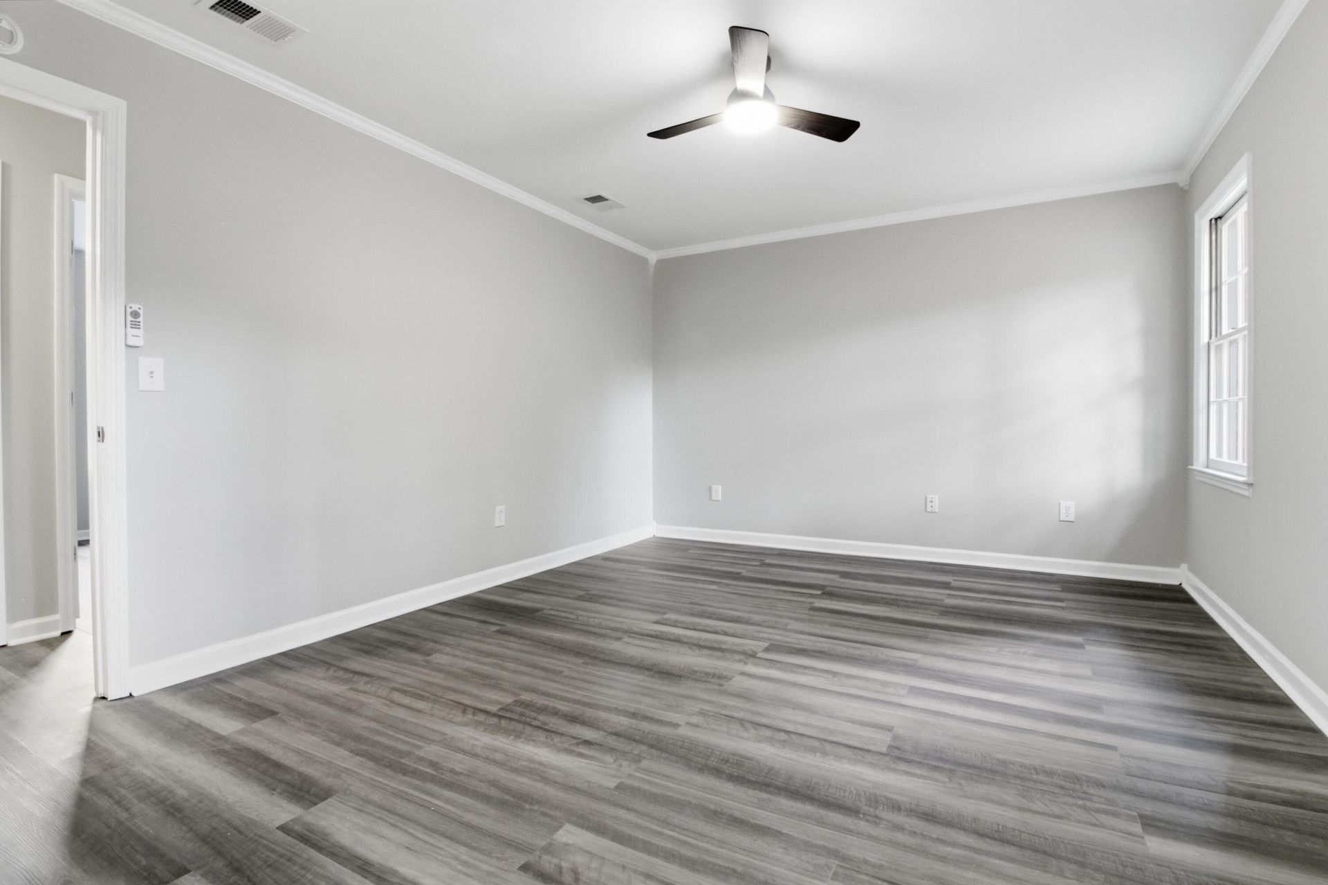 8110 Dearborne Road Photo 25
