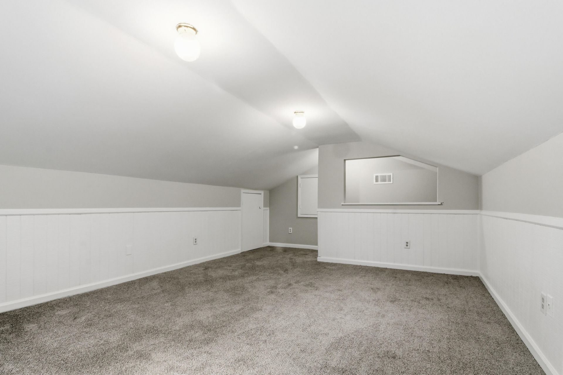 8110 Dearborne Road Photo 31