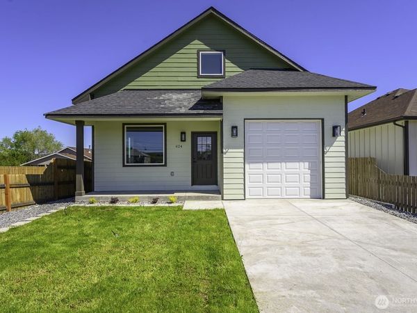 624 Aster Street S, Soap Lake, WA 98851