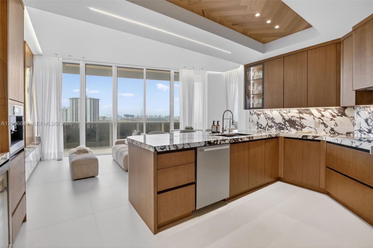 4100 Island Blvd , Unit 904, Aventura, FL 33160 Photo