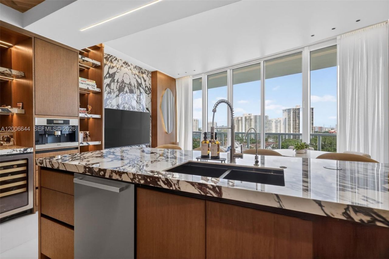 4100 Island Blvd , Unit 904, Aventura, FL 33160 Photo