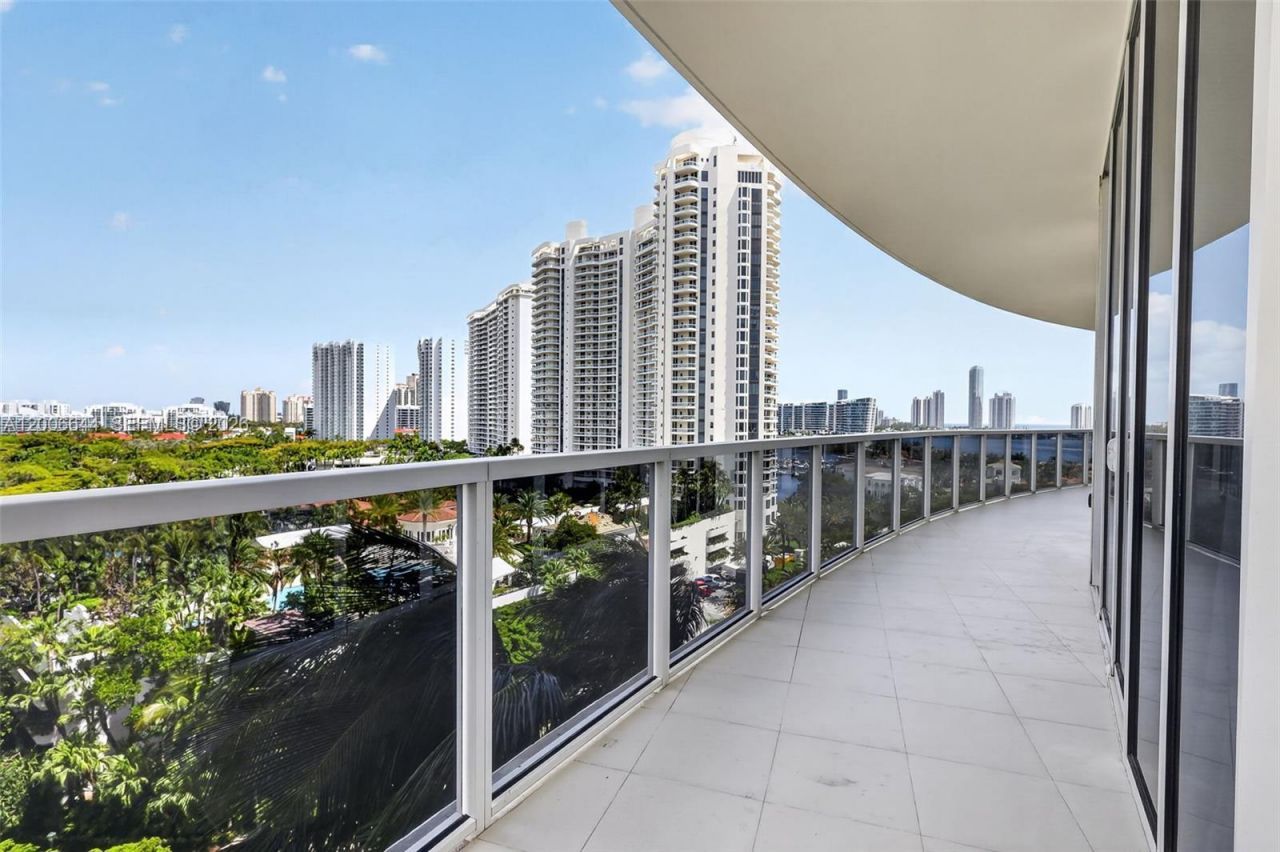 4100 Island Blvd , Unit 904, Aventura, FL 33160 Photo