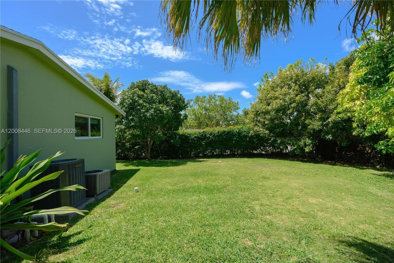 14590 SW 84th Ct, Palmetto Bay, FL 33158 Photo