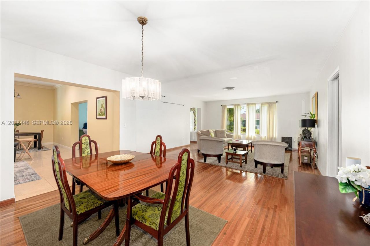 14590 SW 84th Ct, Palmetto Bay, FL 33158 Photo