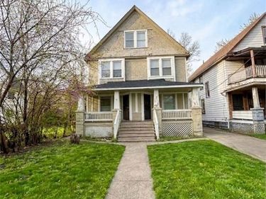 10105 Somerset Avenue, Cleveland, OH 44108