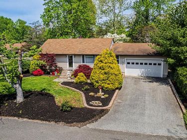 219 N MADISON AVENUE, HAMMONTON, NJ 08037