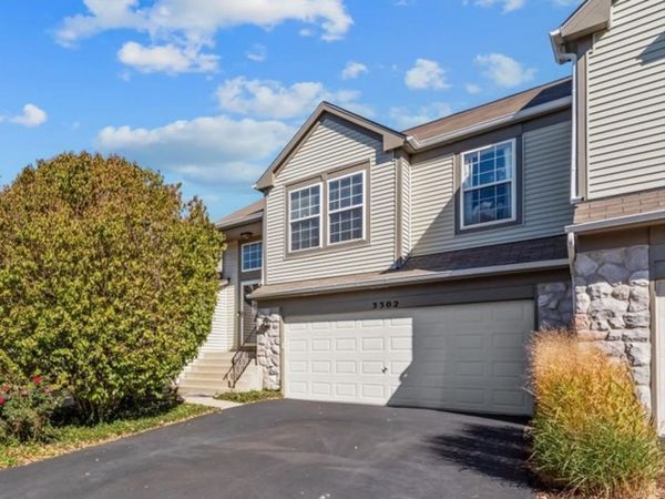 3302 Bromley Lane , Aurora, IL 60502