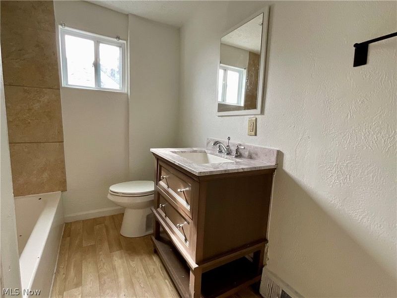 261 Russell Avenue, Akron, OH 44311 Photo 9