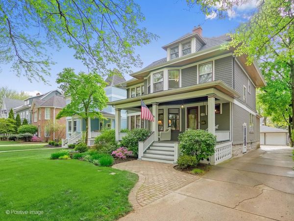 112 S WAIOLA Avenue, La Grange, IL 60525